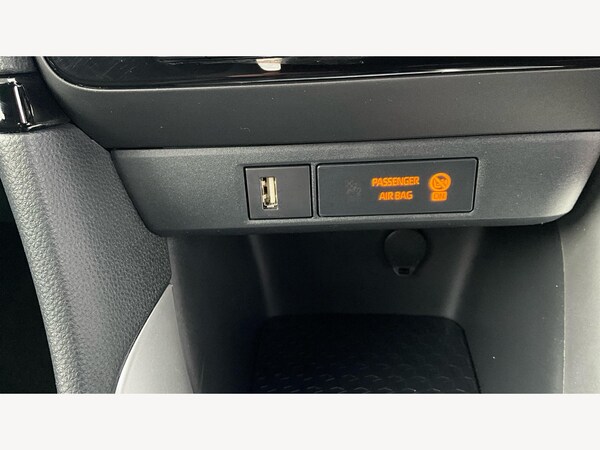 Used Toyota Yaris 2024 for sale - 76227554: Photo 35