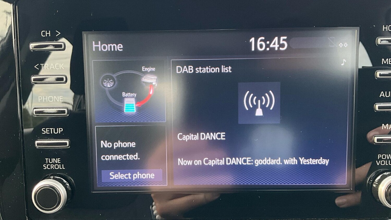 Used Toyota Yaris 2024 for sale - 76227554: Photo 38