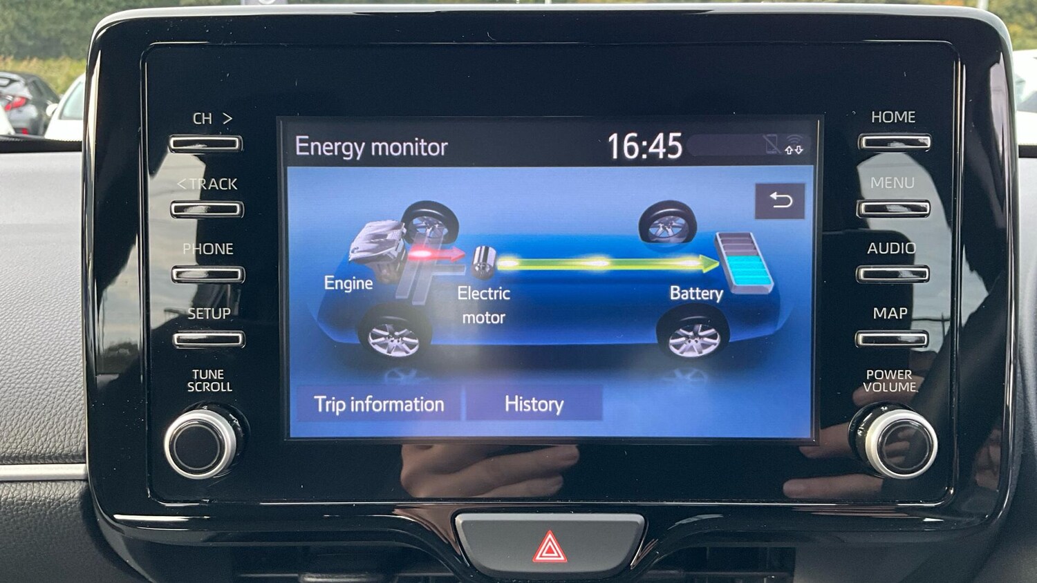 Used Toyota Yaris 2024 for sale - 76227554: Photo 39