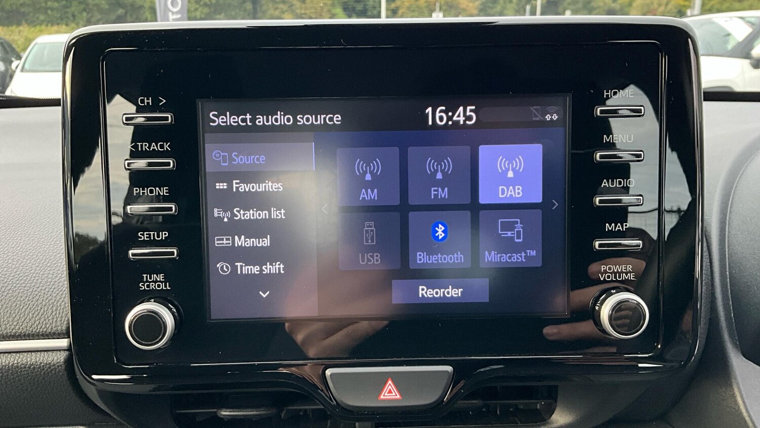 Used Toyota Yaris 2024 for sale - 76227554: Photo 42