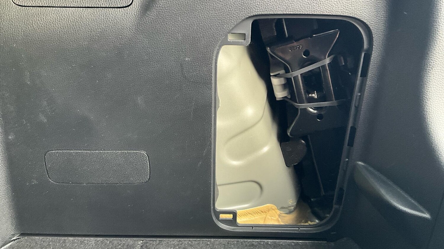 Used Toyota Yaris 2024 for sale - 76227554: Photo 53