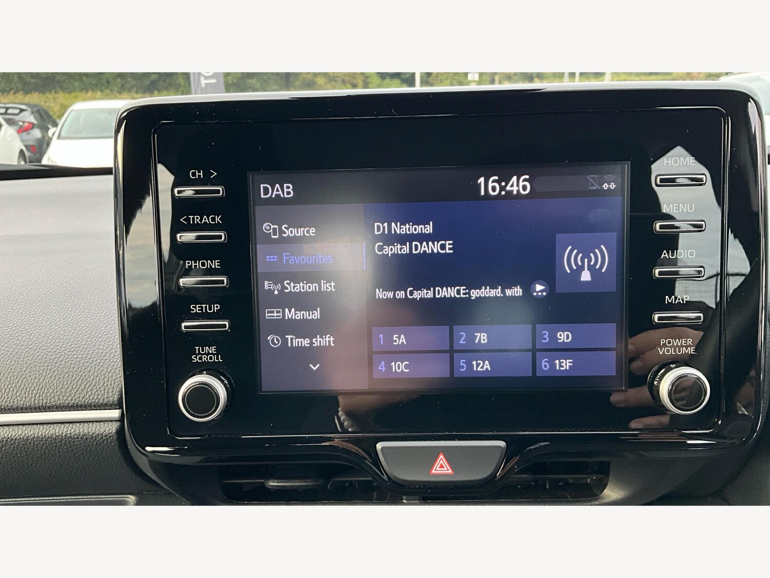 Used Toyota Yaris 2024 for sale - 76227554: Photo 9