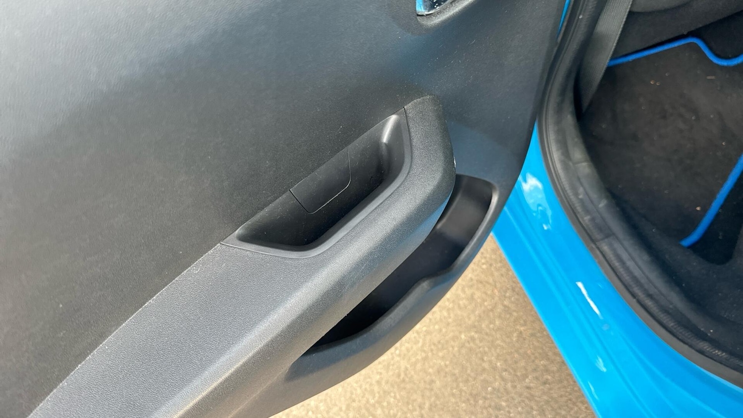 Used Toyota AYGO 2016 for sale - 76527974: Photo 37