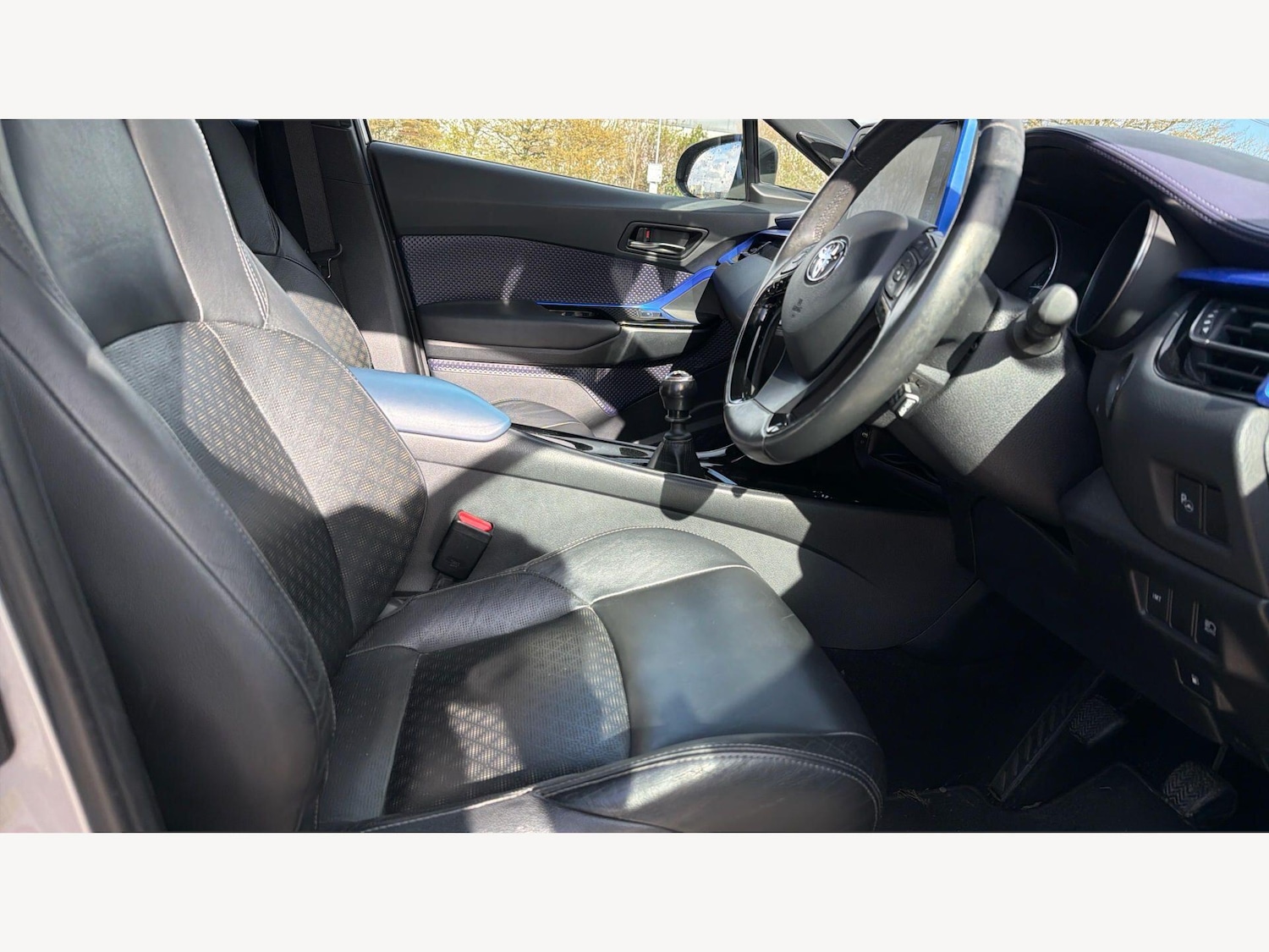 Used Toyota C-HR 2016 for sale - 78101285: Photo 13