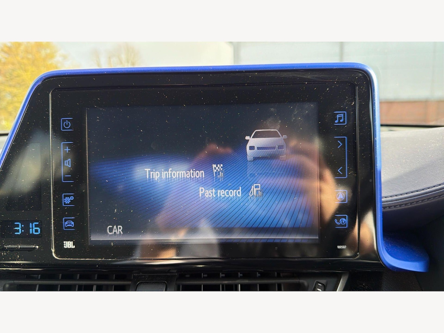 Used Toyota C-HR 2016 for sale - 78101285: Photo 23