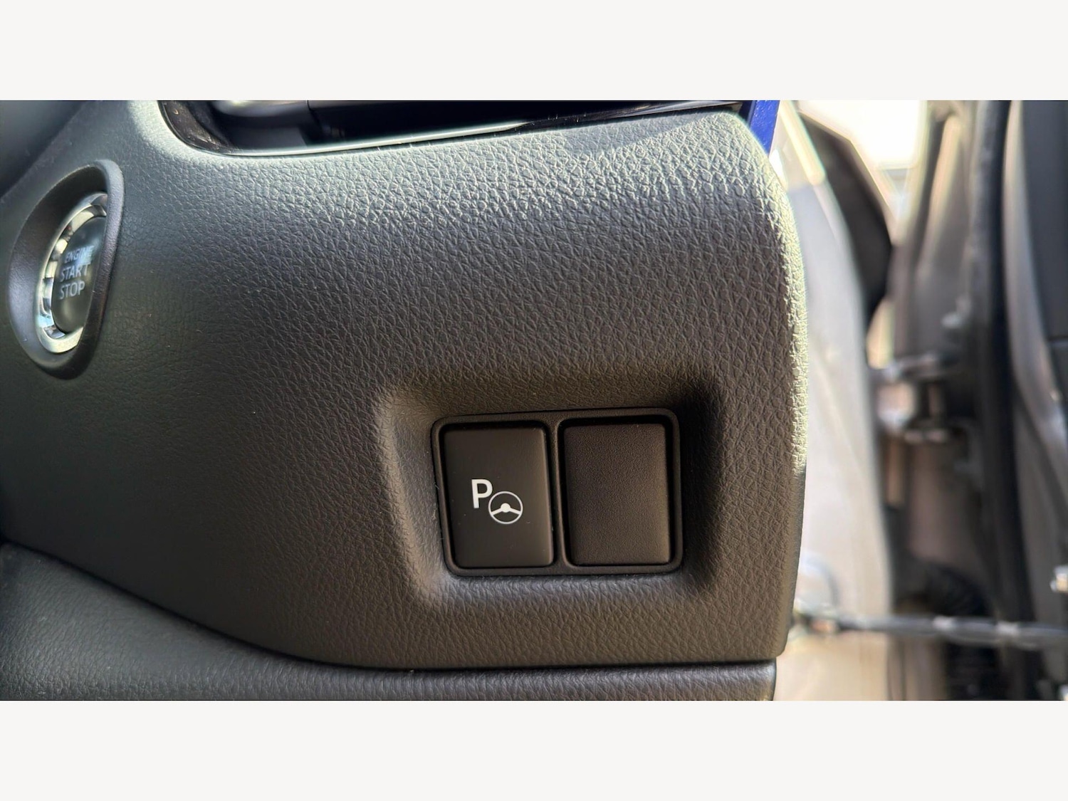 Used Toyota C-HR 2016 for sale - 78101285: Photo 35