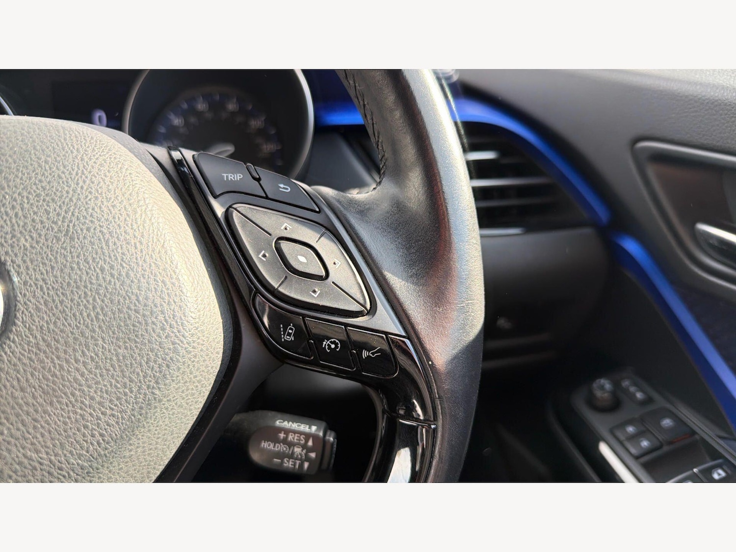 Used Toyota C-HR 2016 for sale - 78101285: Photo 40