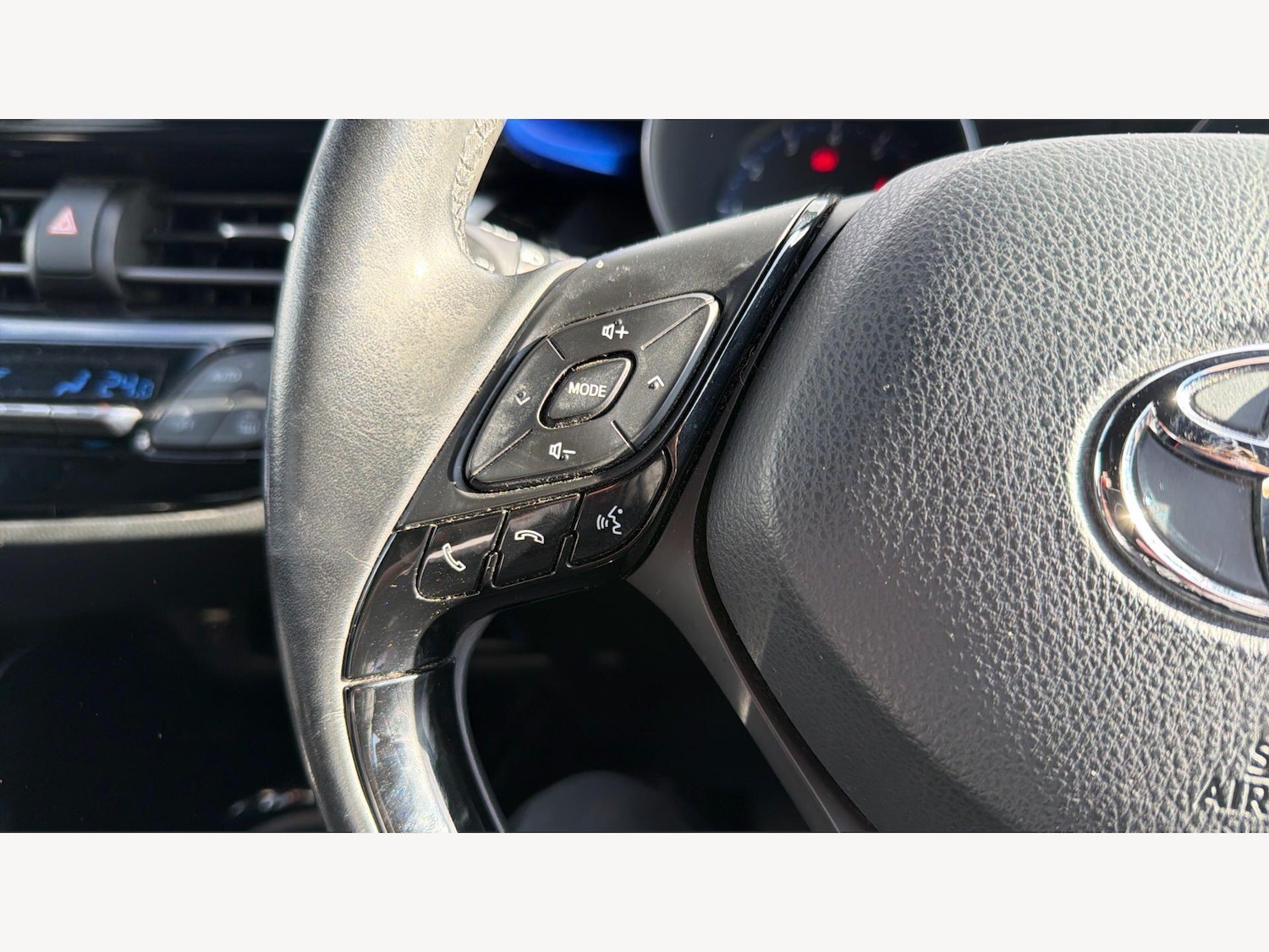 Used Toyota C-HR 2016 for sale - 78101285: Photo 41