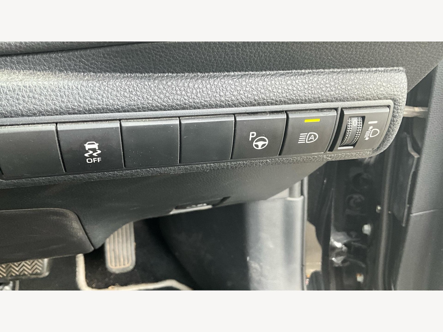 Used Toyota Corolla 2020 for sale - 76485367: Photo 31