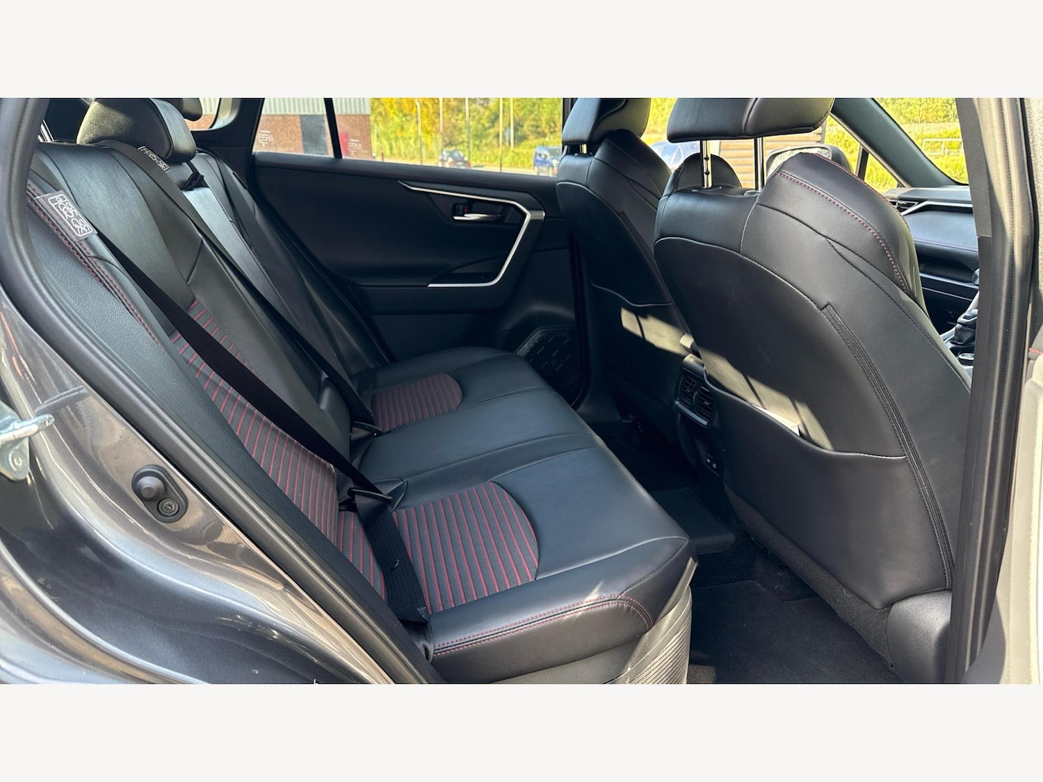 Used Toyota RAV4 2022 for sale - 76432251: Photo 14