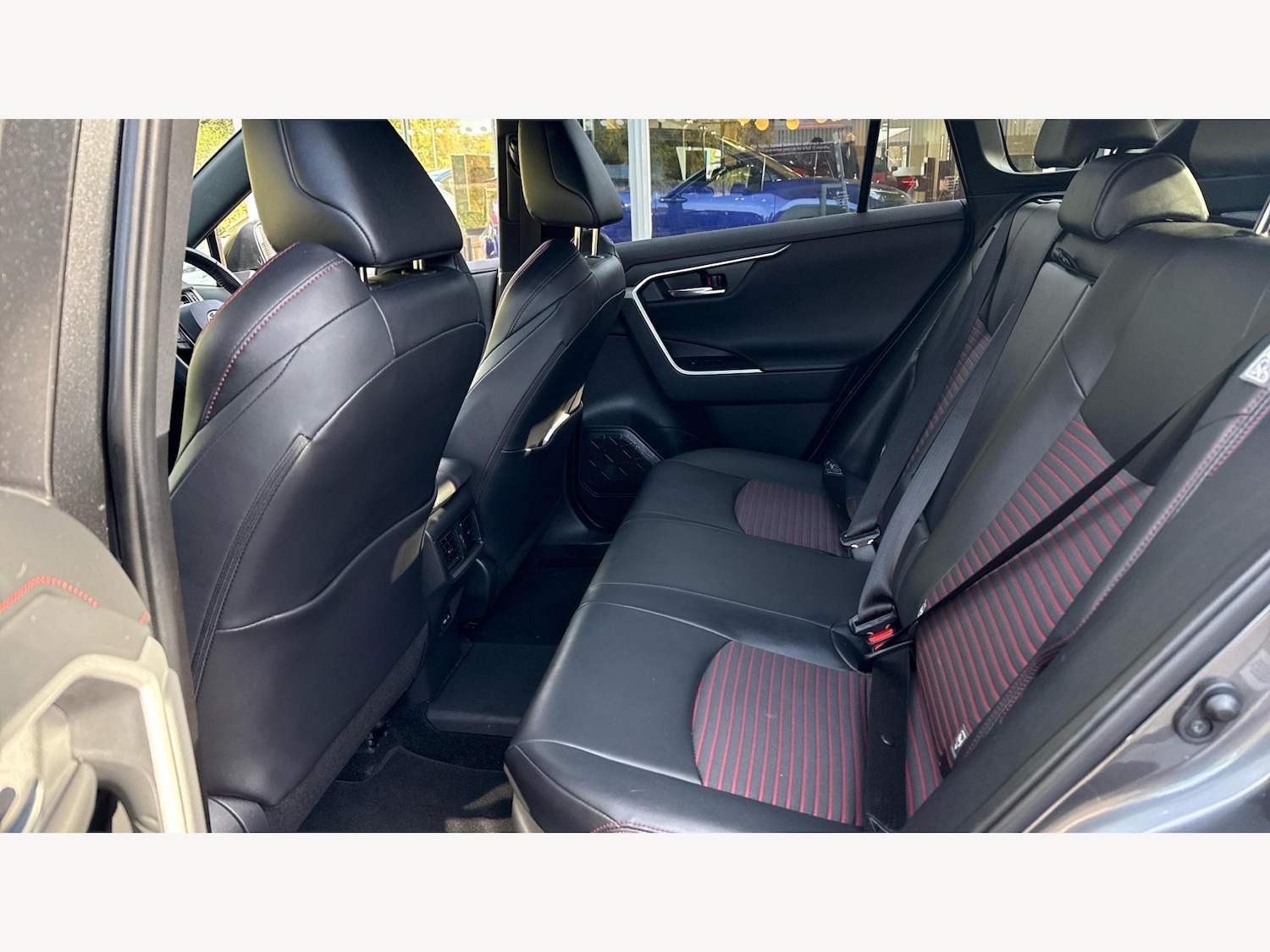 Used Toyota RAV4 2022 for sale - 76432251: Photo 15