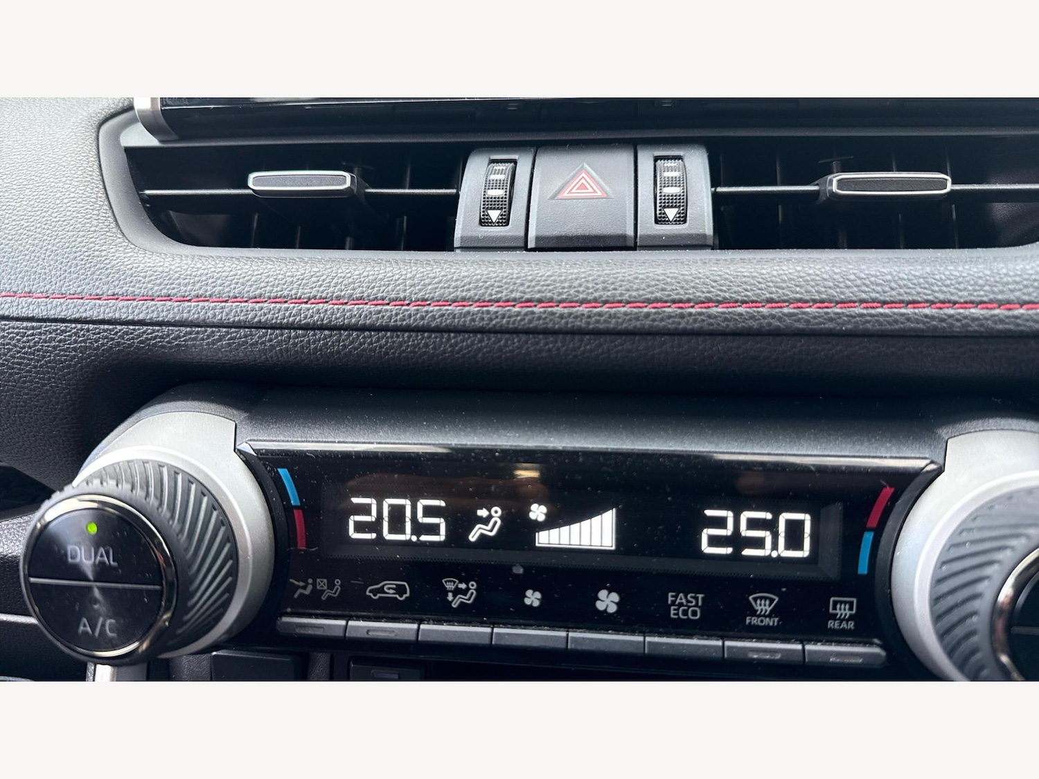 Used Toyota RAV4 2022 for sale - 76432251: Photo 32