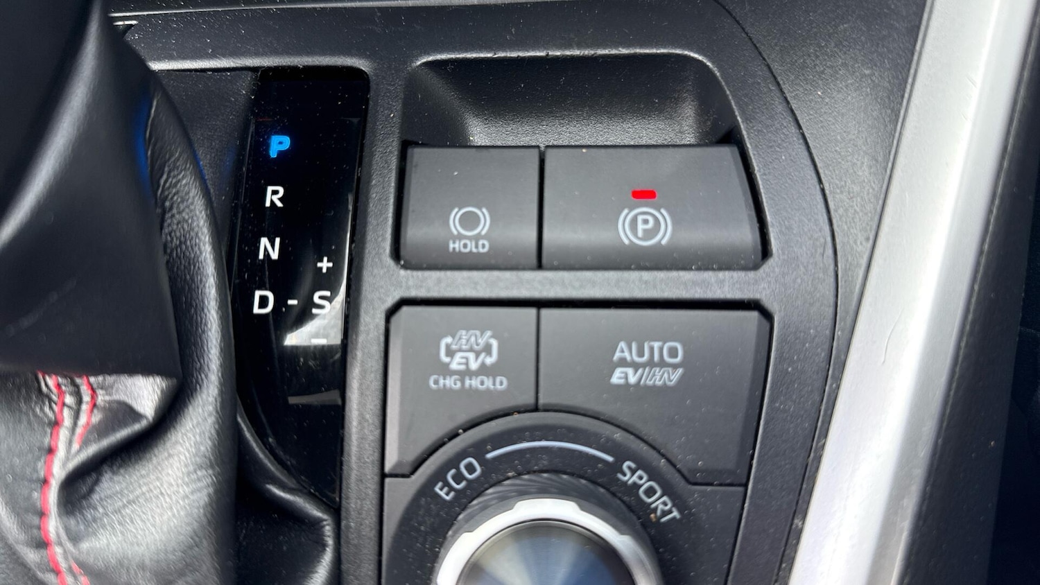 Used Toyota RAV4 2022 for sale - 76432251: Photo 36