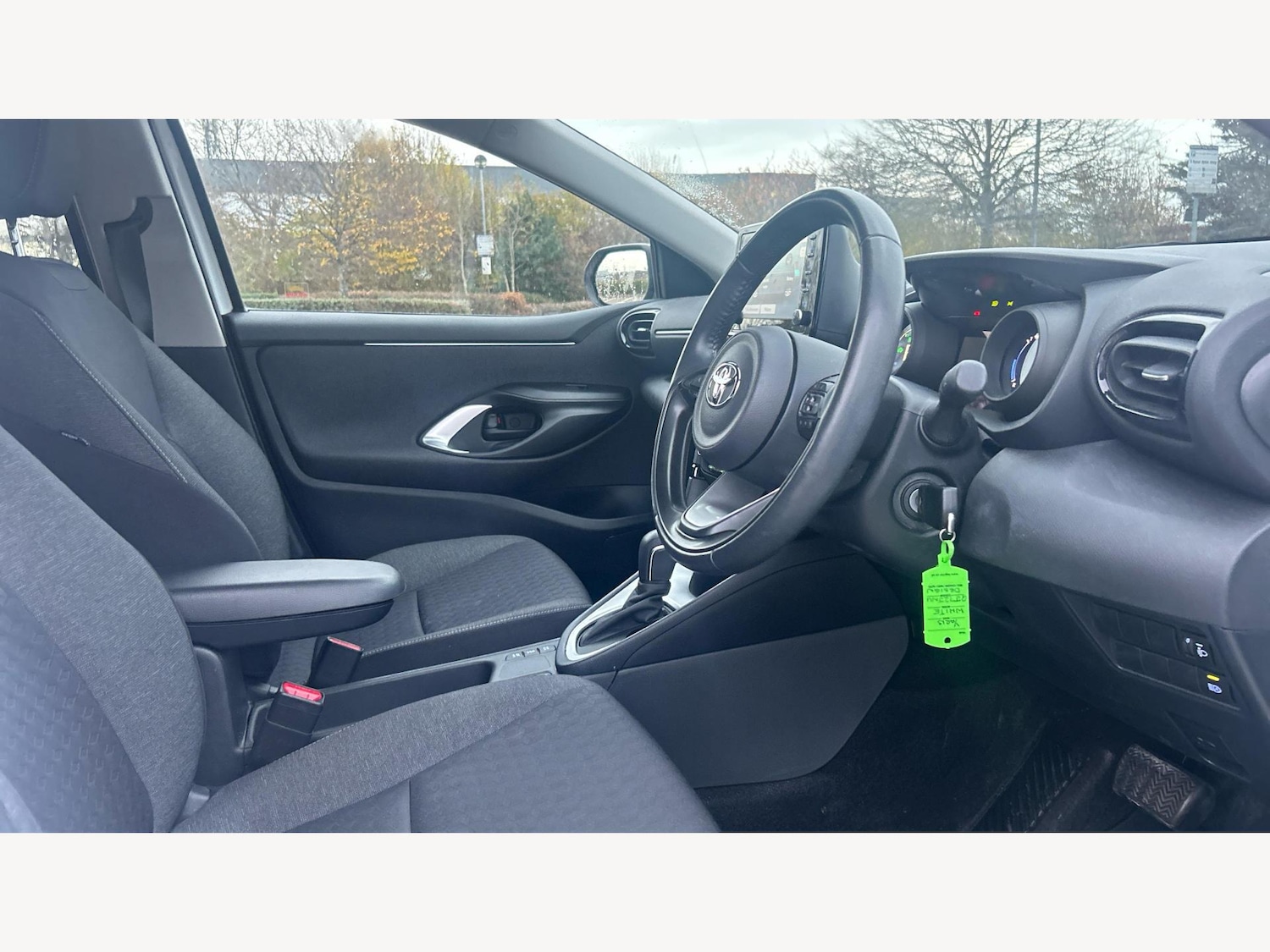 Used Toyota Yaris 2022 for sale - 76666547: Photo 13