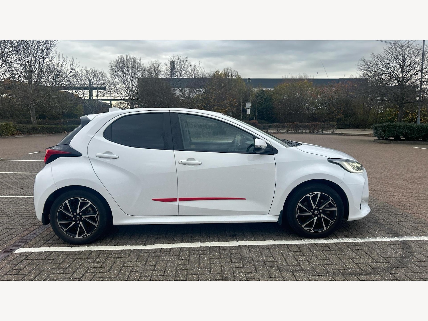 Used Toyota Yaris 2022 for sale - 76666547: Photo 18