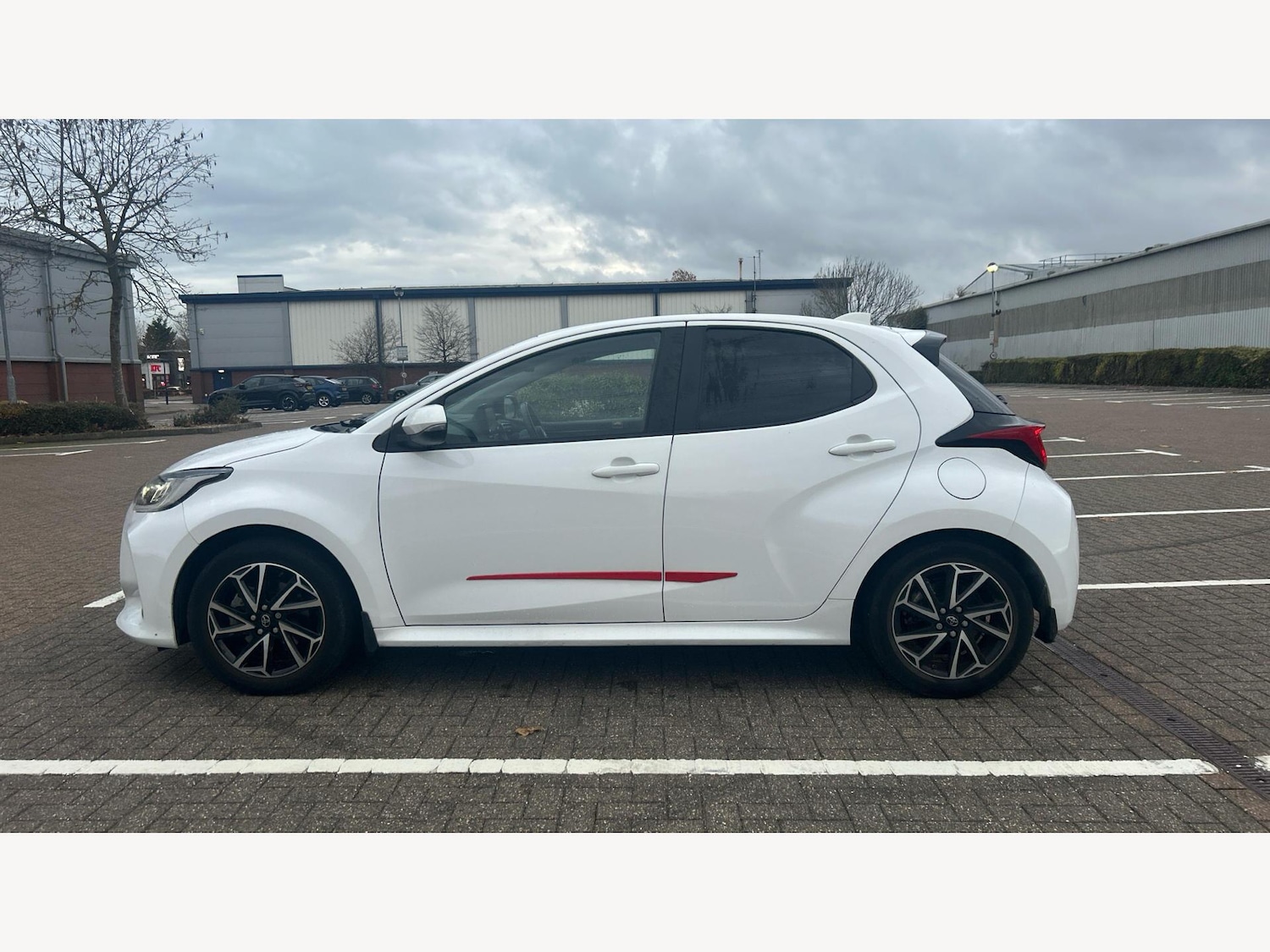 Used Toyota Yaris 2022 for sale - 76666547: Photo 19