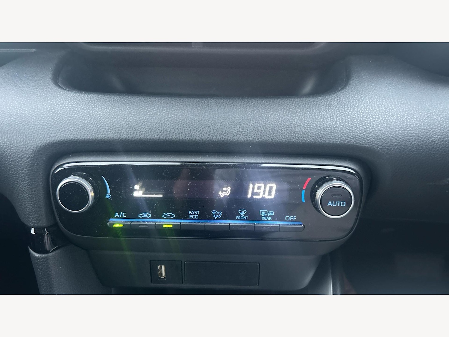 Used Toyota Yaris 2022 for sale - 76666547: Photo 24