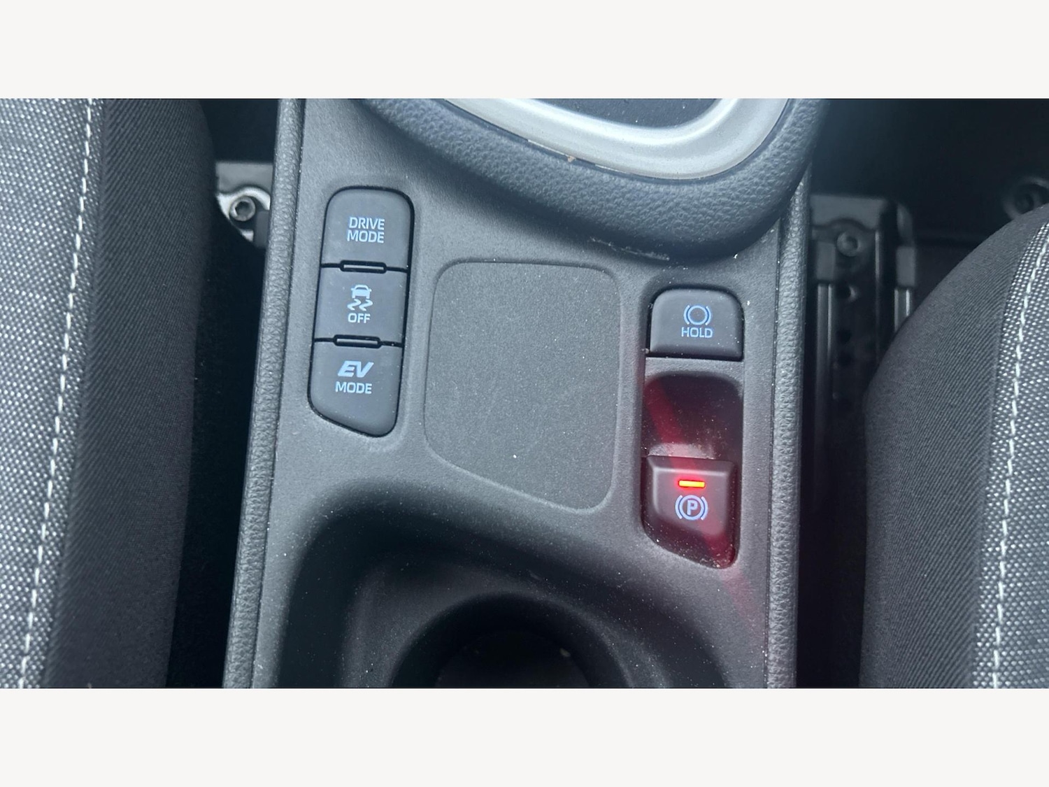 Used Toyota Yaris 2022 for sale - 76666547: Photo 27