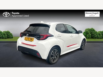 Used Toyota Yaris 2022 for sale - 76666547: Photo