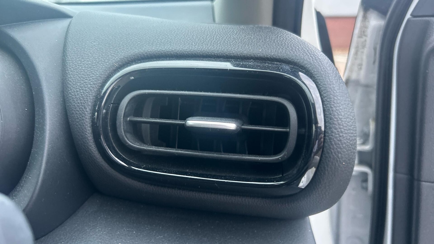 Used Toyota Yaris 2022 for sale - 76666547: Photo 35