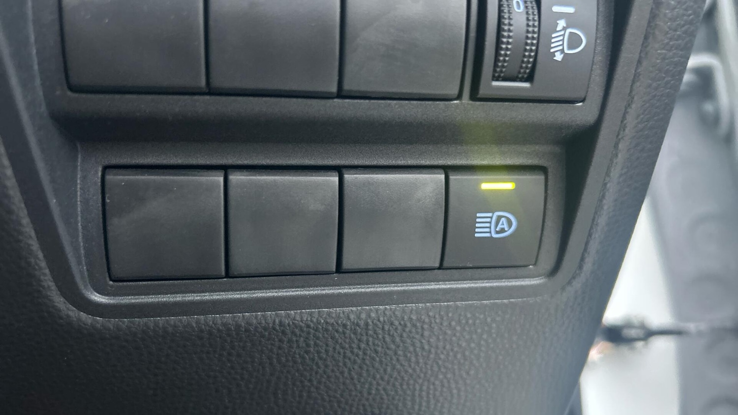 Used Toyota Yaris 2022 for sale - 76666547: Photo 37