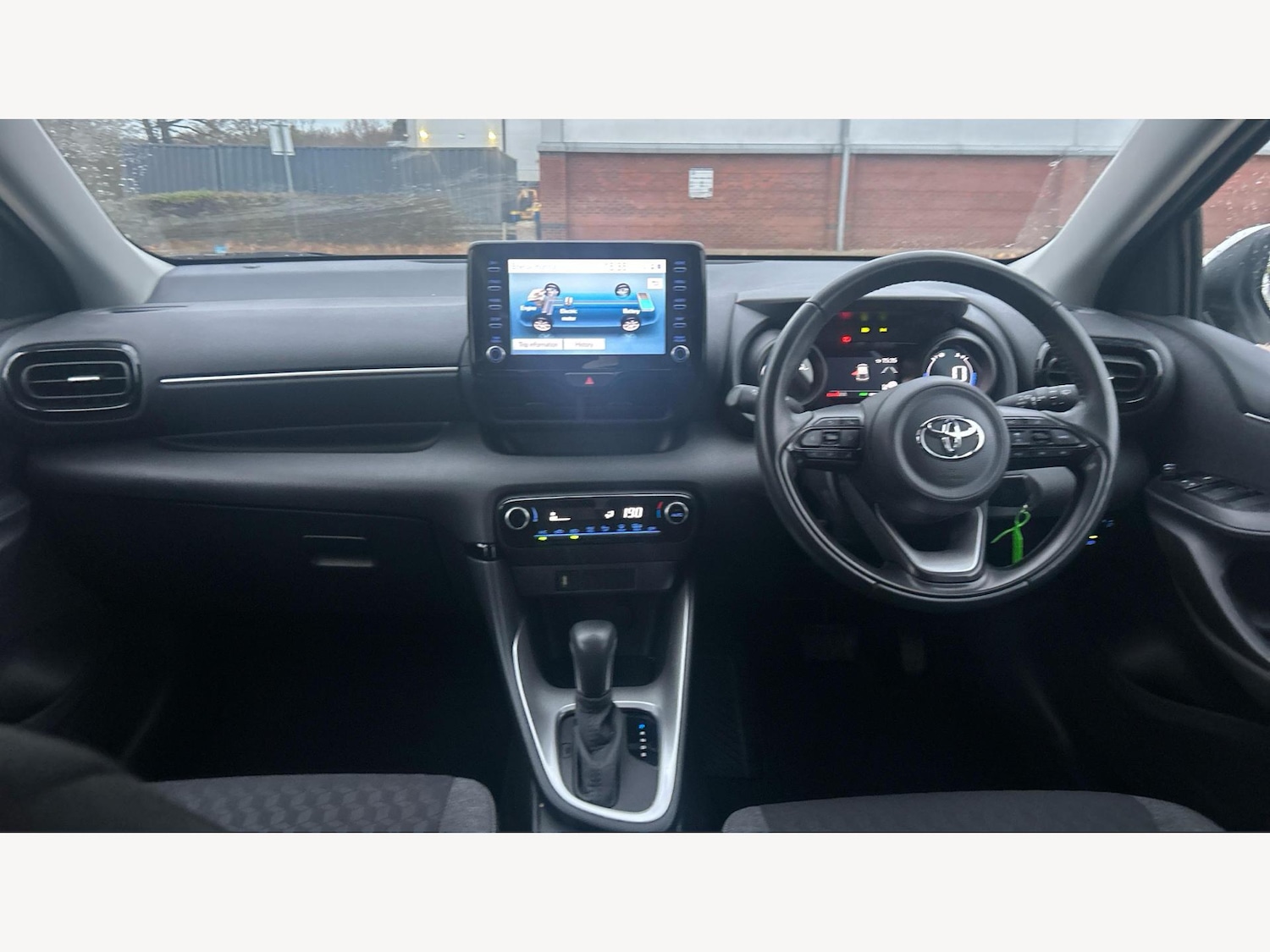 Used Toyota Yaris 2022 for sale - 76666547: Photo 7