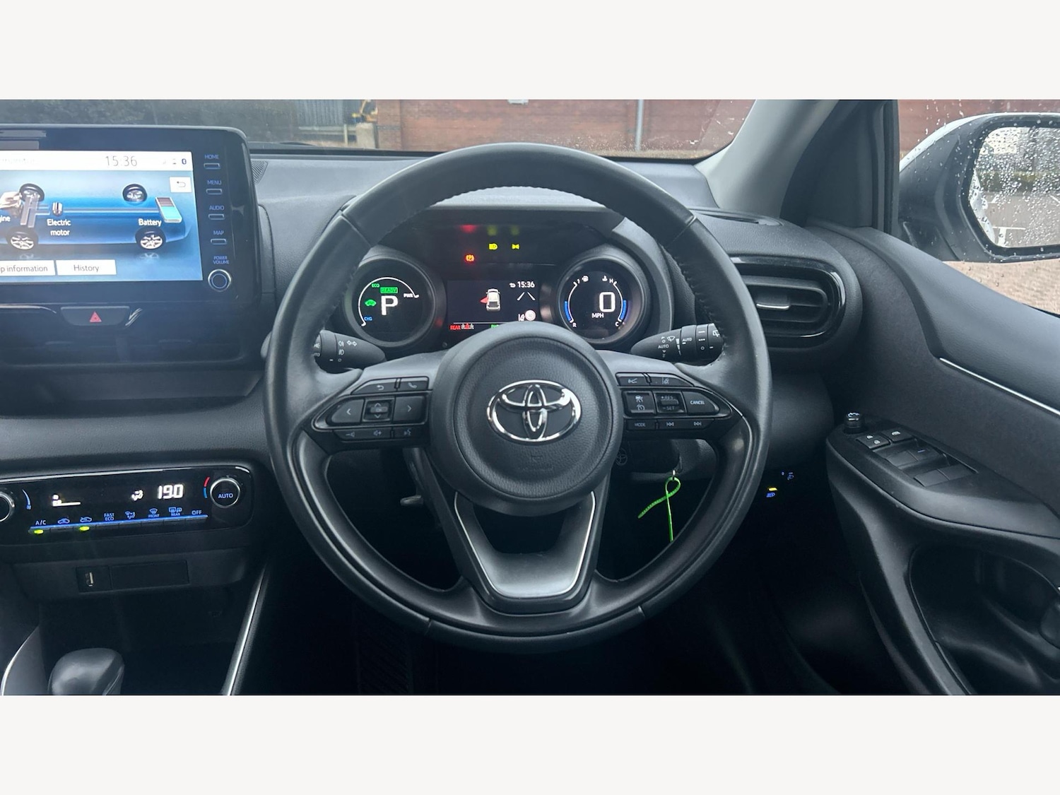 Used Toyota Yaris 2022 for sale - 76666547: Photo 8