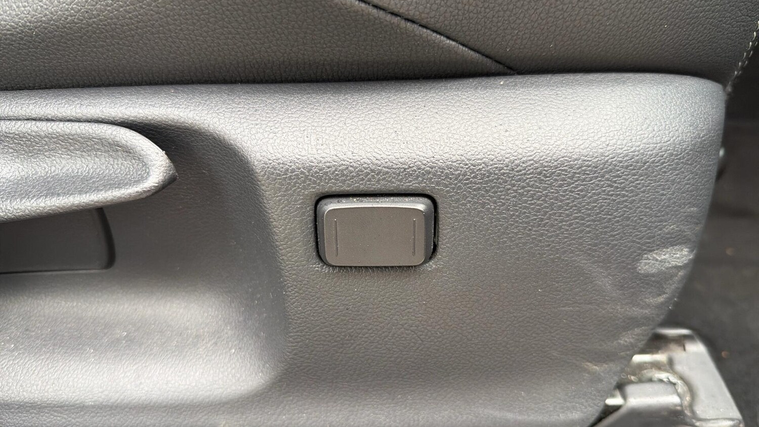 Used Toyota Yaris Cross 2025 for sale - 76457753: Photo 36