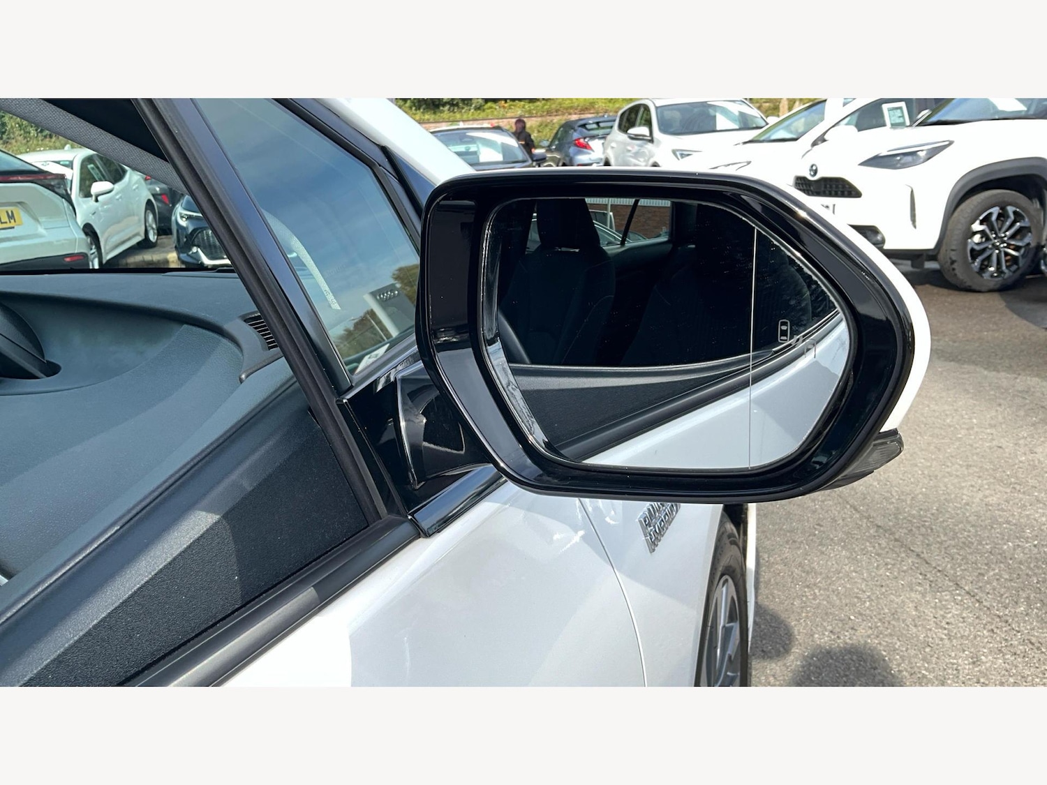 Used Toyota Prius 2023 for sale - 76151220: Photo 33