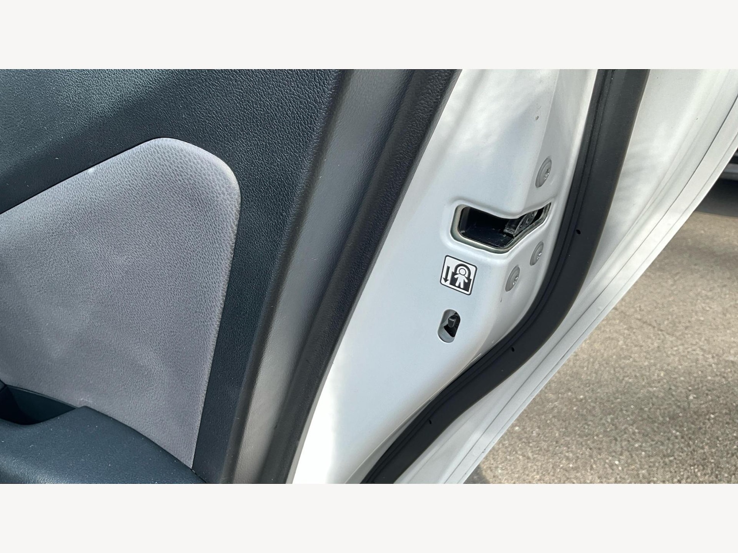 Used Toyota Prius 2023 for sale - 76151220: Photo 36
