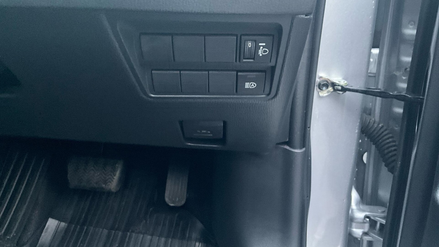 Used Toyota Yaris Cross 2023 for sale - 77439806: Photo 39