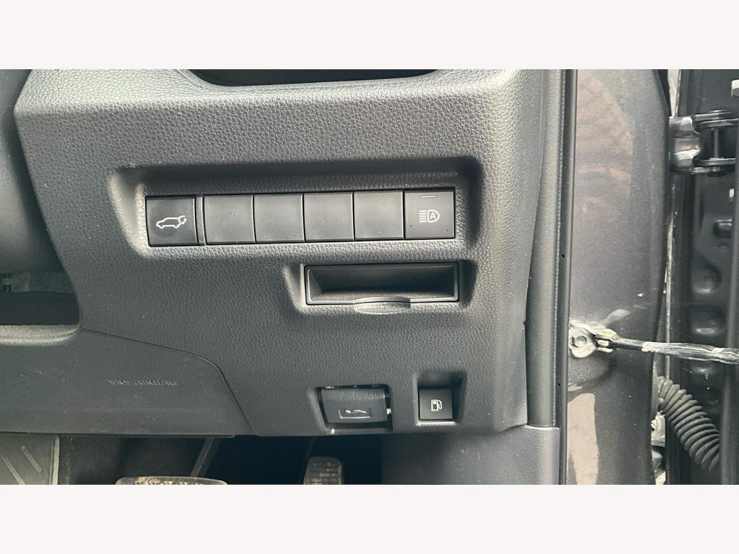Used Toyota RAV4 2022 for sale - 76001032: Photo 23