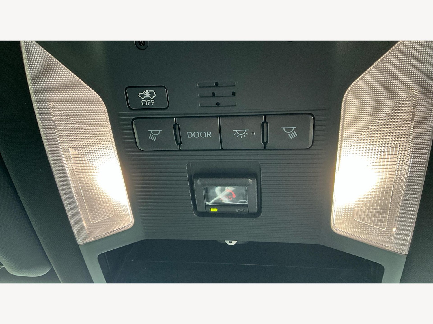 Used Toyota RAV4 2022 for sale - 76001032: Photo 29