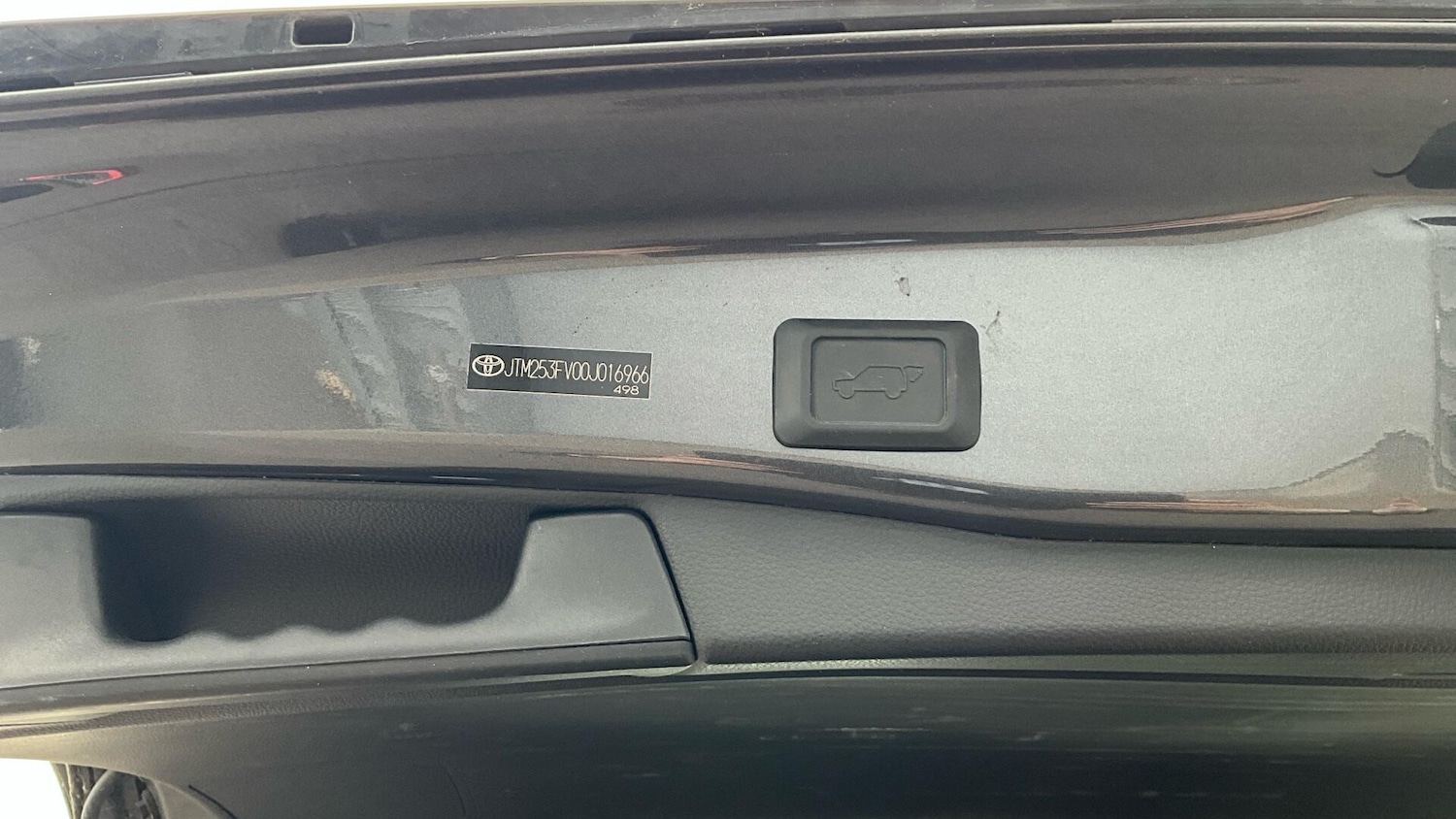 Used Toyota RAV4 2022 for sale - 76001032: Photo 43
