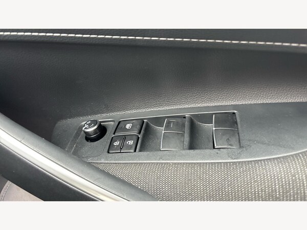 Used Toyota Corolla 2024 for sale - 76227529: Photo 32