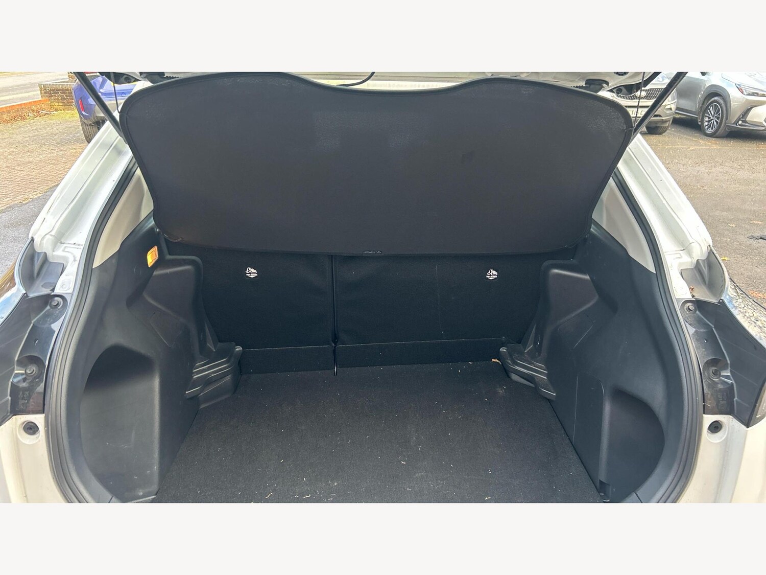 Used Toyota Yaris Cross 2023 for sale - 77175096: Photo 16