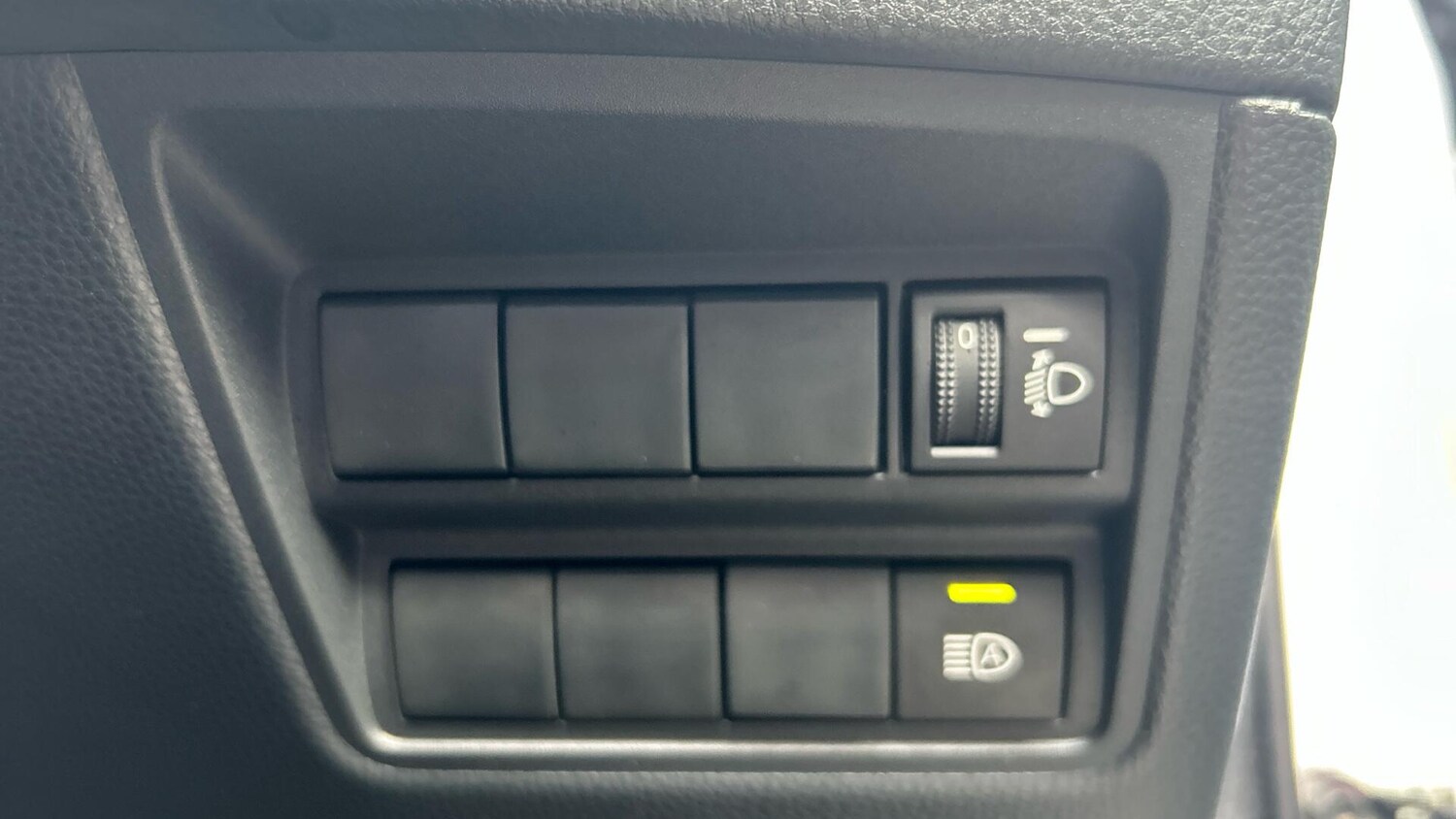 Used Toyota Yaris Cross 2023 for sale - 77175096: Photo 35