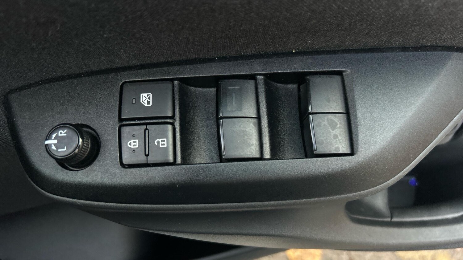 Used Toyota Yaris Cross 2023 for sale - 77175096: Photo 39