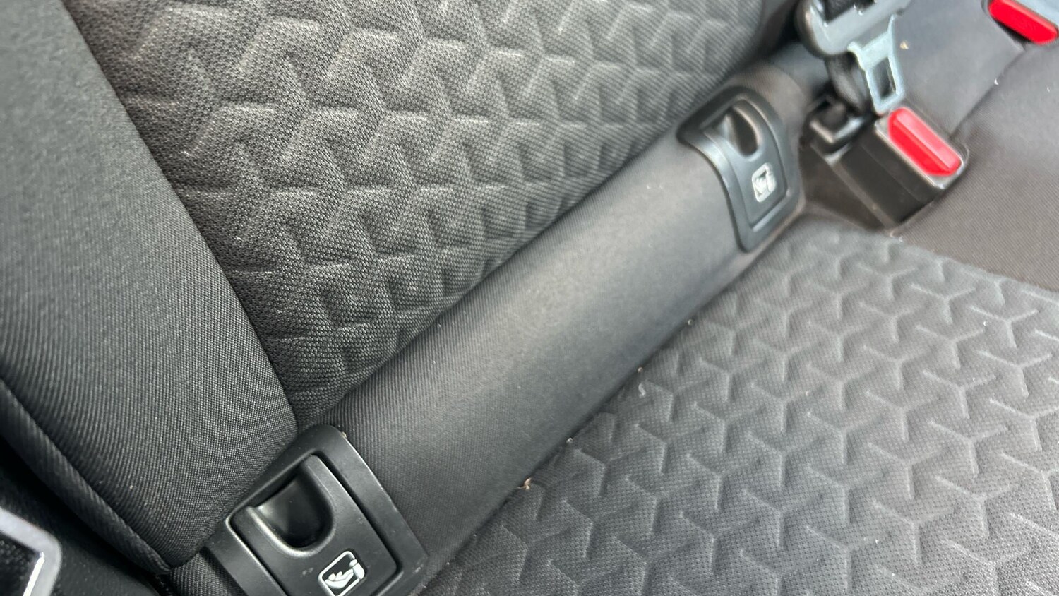 Used Toyota Yaris Cross 2023 for sale - 77175096: Photo 52