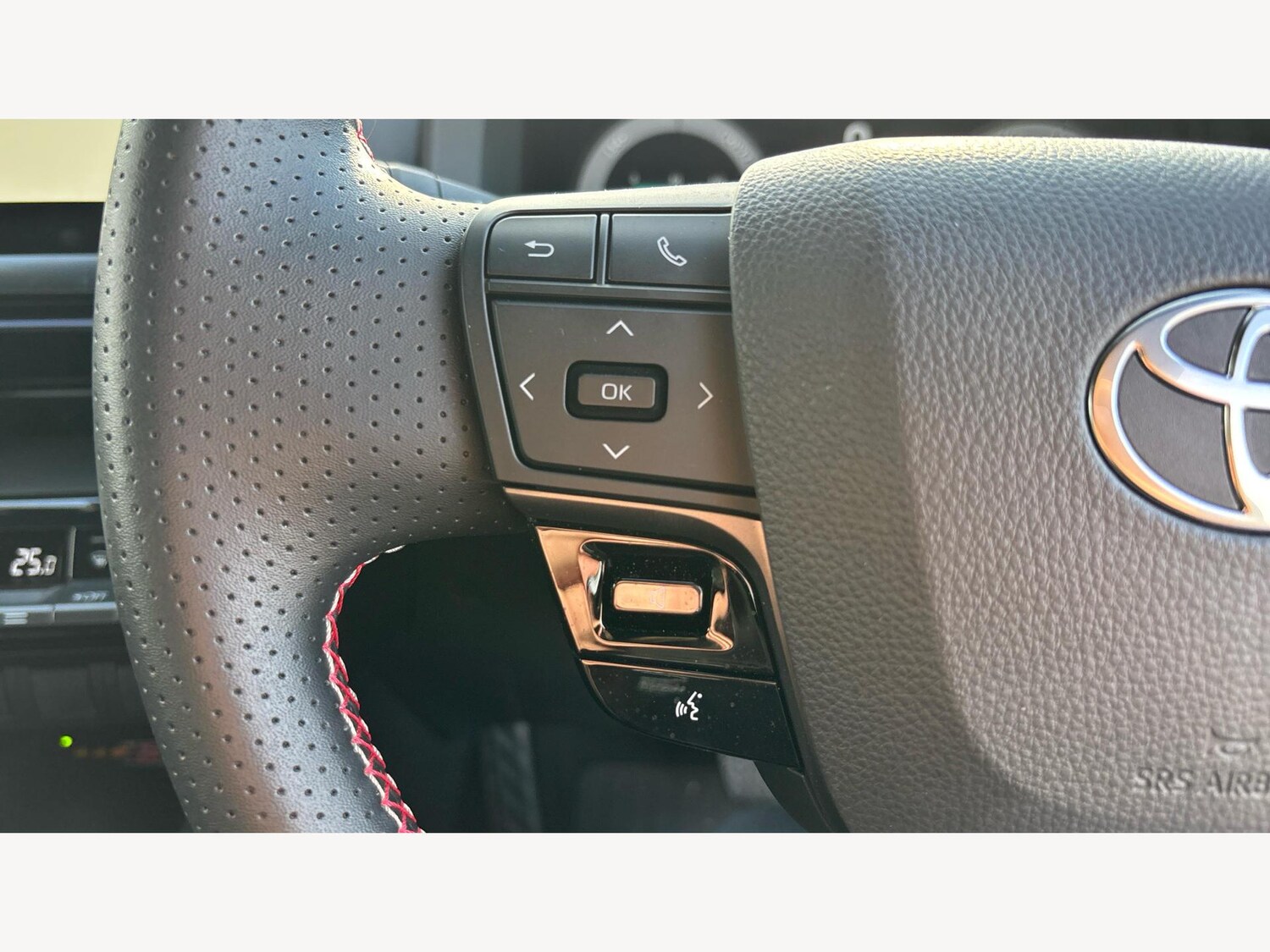 Used Toyota C-HR 2025 for sale - 77081466: Photo 25