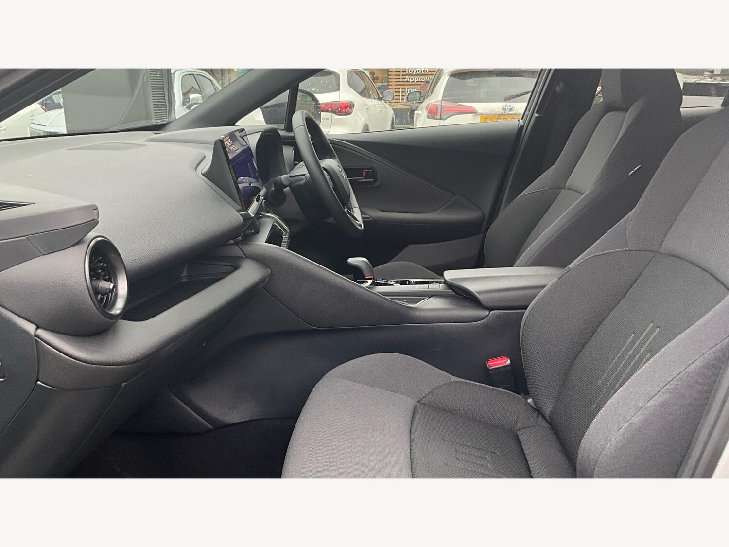 Used Toyota C-HR 2024 for sale - 77839857: Photo 12