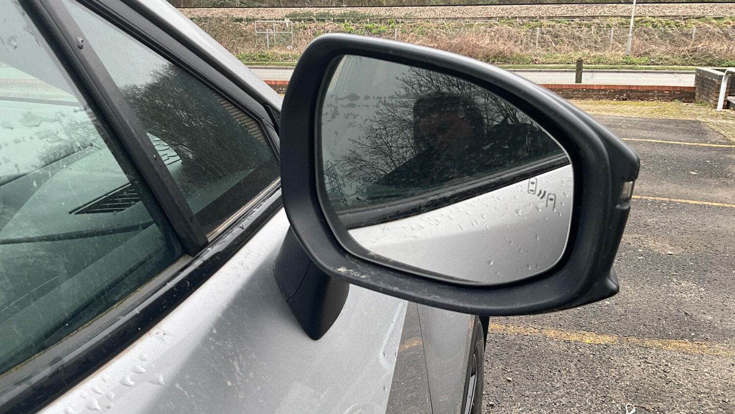 Used Toyota C-HR 2024 for sale - 77839857: Photo 35