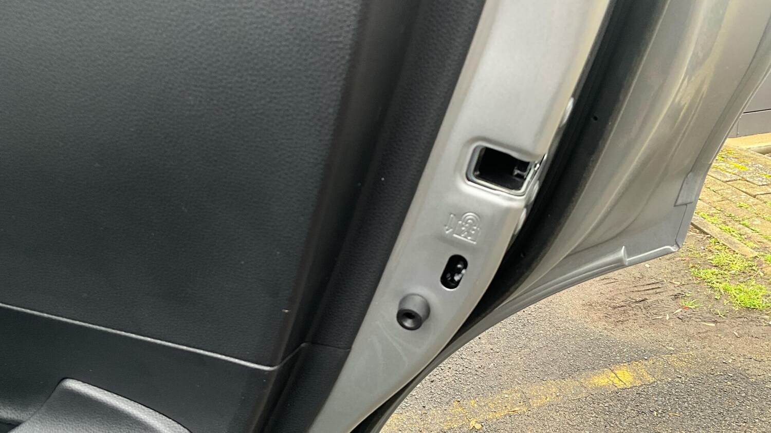 Used Toyota C-HR 2024 for sale - 77839857: Photo 42