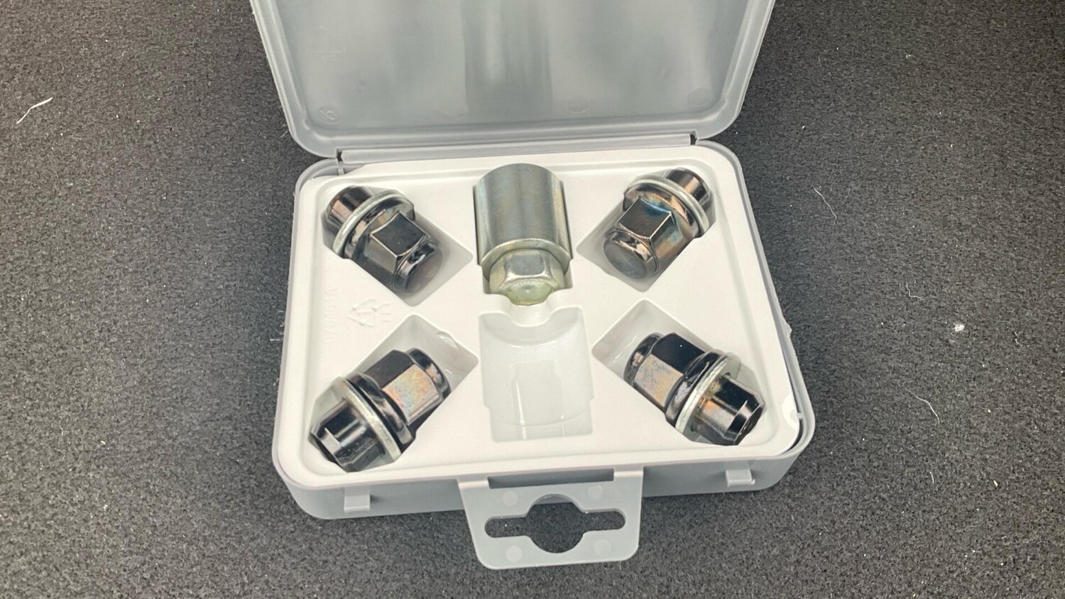 Used Toyota C-HR 2024 for sale - 77839857: Photo 48