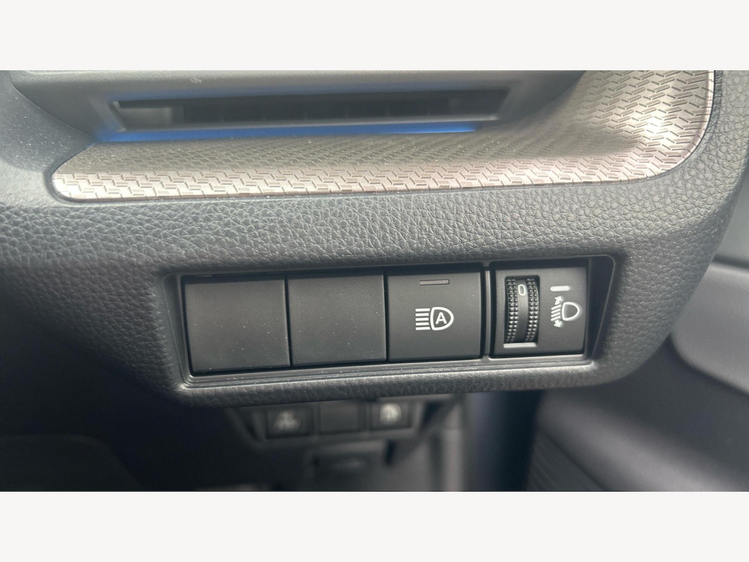Used Toyota Prius 2025 for sale - 76158985: Photo 33