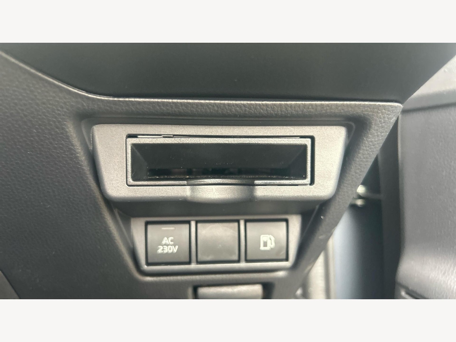Used Toyota Prius 2025 for sale - 76158985: Photo 34