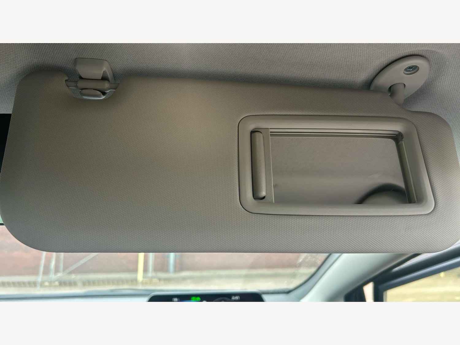 Used Toyota Prius 2025 for sale - 76158985: Photo 40