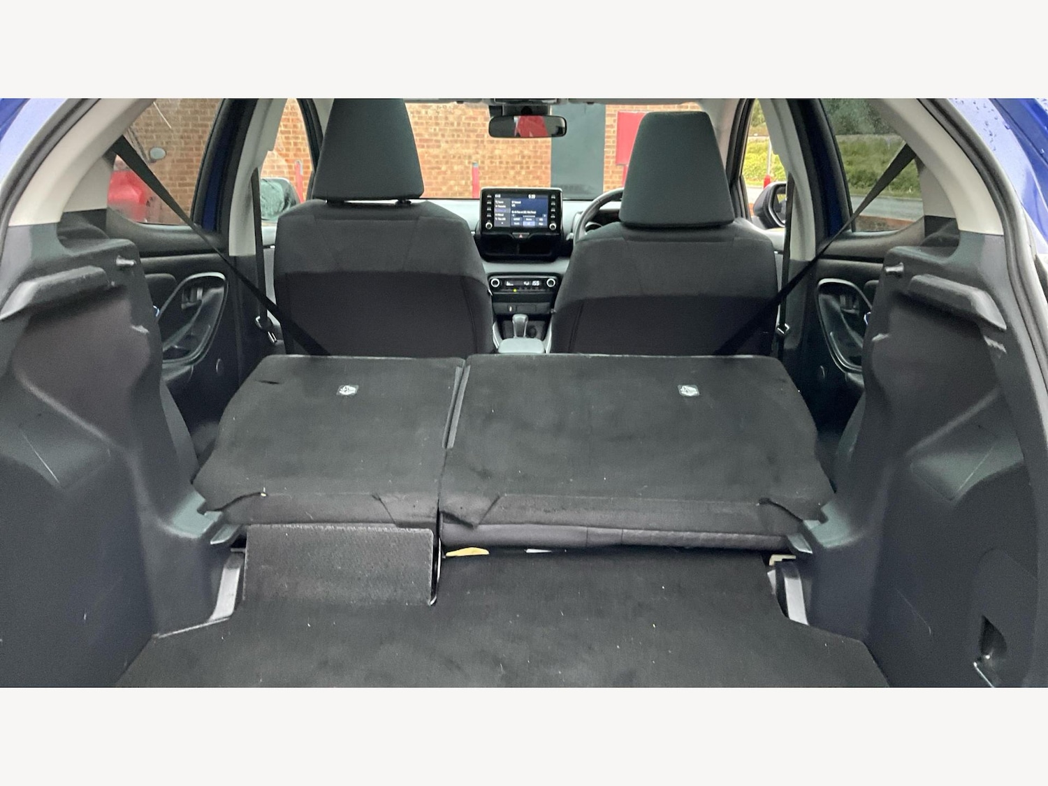 Used Toyota Yaris 2022 for sale - 76433056: Photo 30