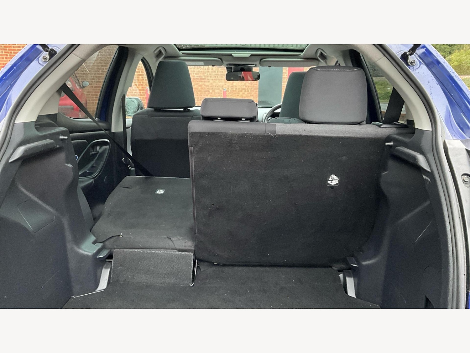 Used Toyota Yaris 2022 for sale - 76433056: Photo 31