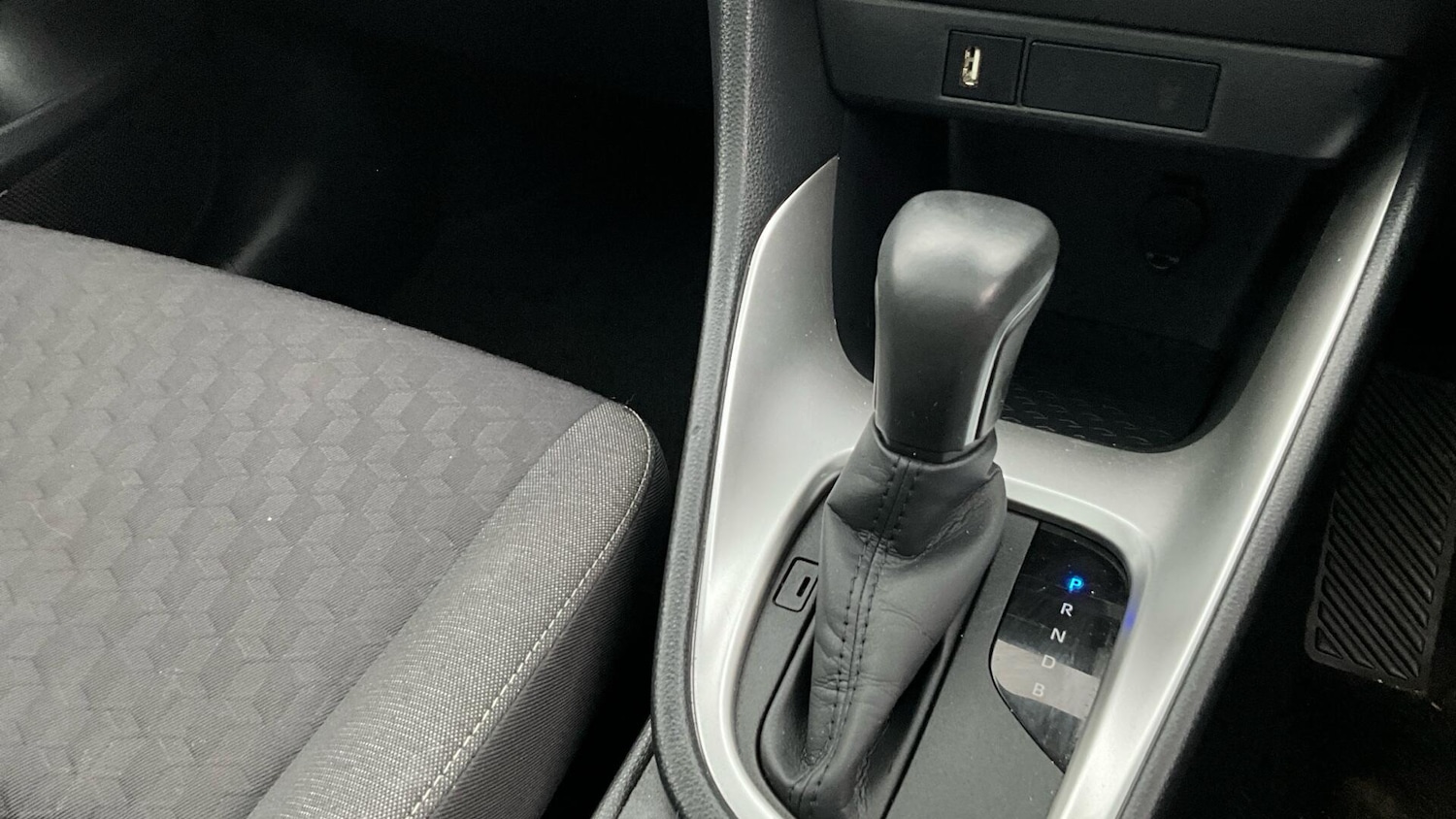 Used Toyota Yaris 2022 for sale - 76433056: Photo 38